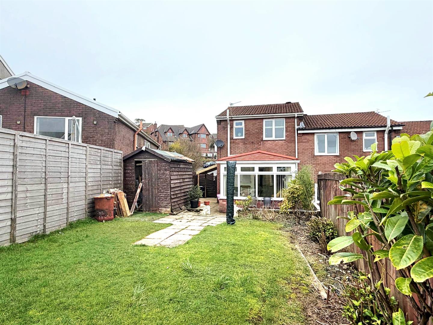 Llwynmawr Close, Sketty, Swansea, SA2 9HD